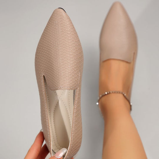 Damen Bequeme Ballerinas mit modischen Kreuzriemen EB