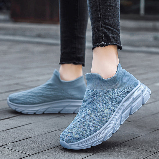 Damen Sportliche Slip-On Sneaker mit atmungsaktiver Strick-Oberfläche und dämpfender Laufsohle EB