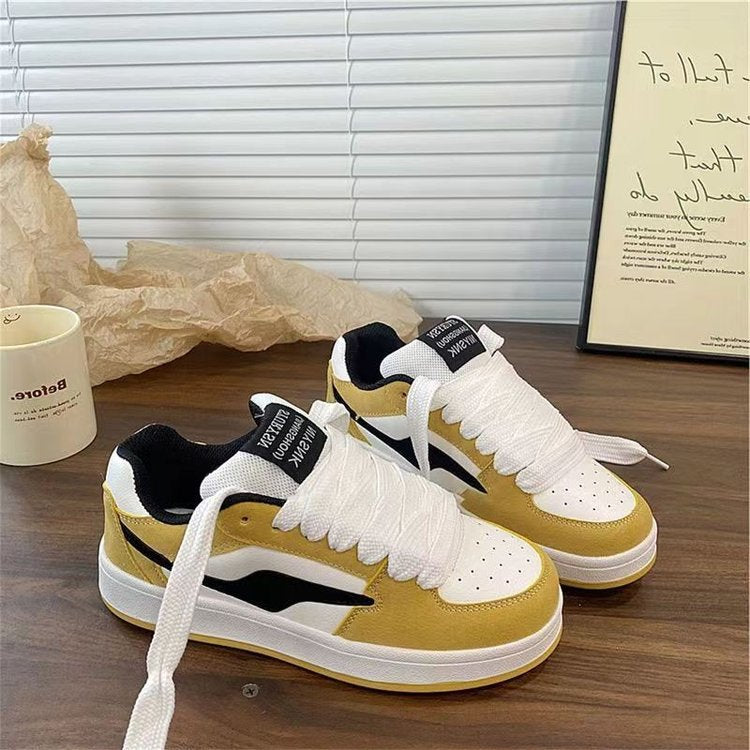 Damen Sportliche Sneakers mit weichem Veloursleder und atmungsaktiven Einsätzen EB