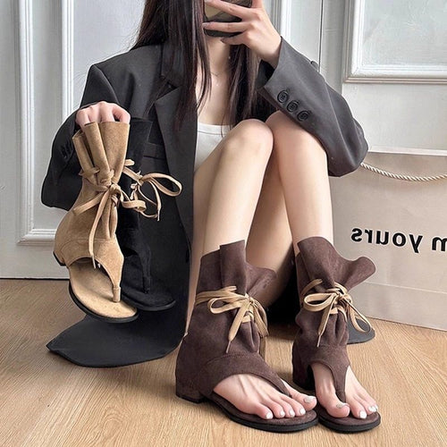 Damen Sandalen mit hohem Faltenwurf und raffiniertem Riemendesign EB