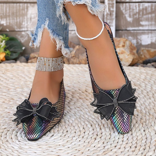 Damen Slingback-Schuhe mit funkelndem floralen Akzent und modischer Netzstruktur EB