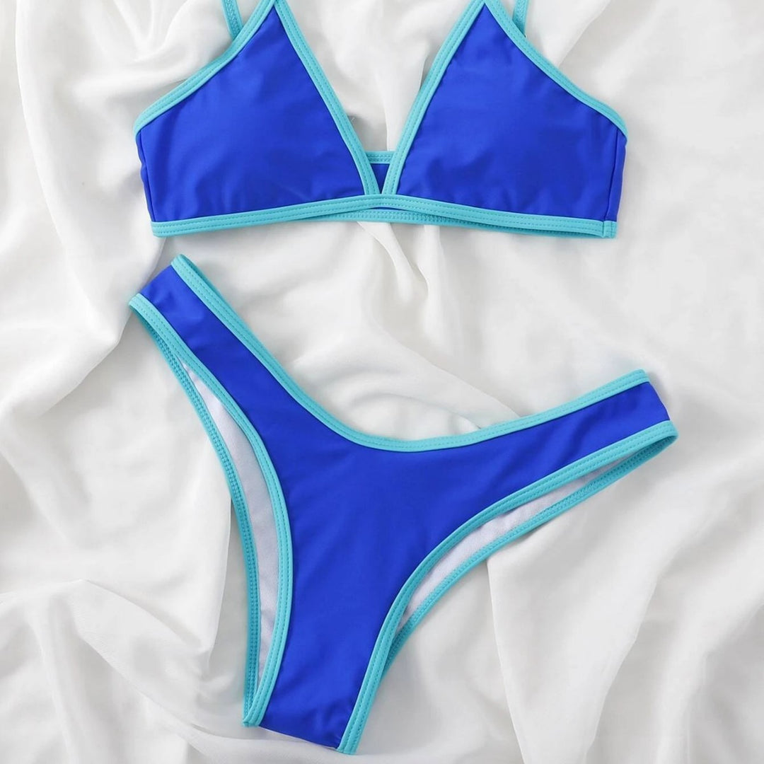 Damen Triangel-Bikini mit kontrastierenden Details EB