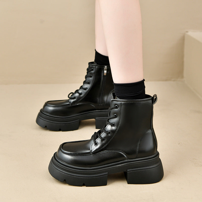 Damen Trendige Stiefeletten mit robustem Sohlenprofil und modischer Schnürung EB