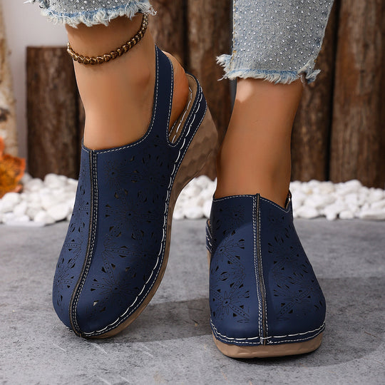 Damen Wedge-Clogs mit perforiertem Design und elastischem Einsatz EB