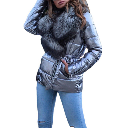 Damen Steppjacke mit abnehmbarem Kunstfellkragen und tailliertem Design EB