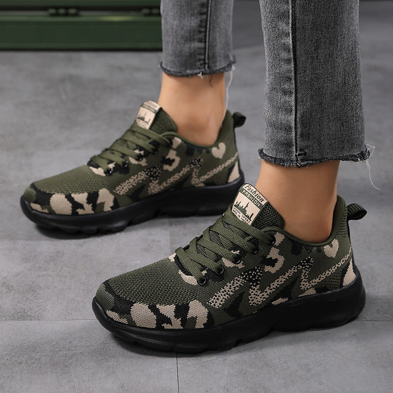 Damen Sportliche Sneaker im Camouflage-Design EB