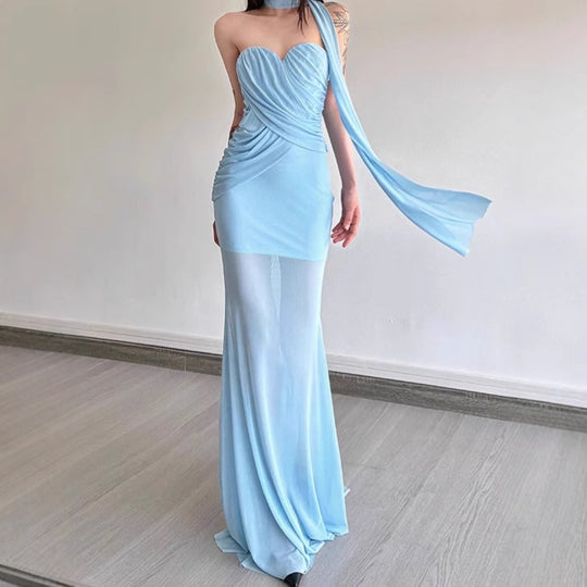 Damen Elegant geschnittenes Maxikleid mit asymmetrischem Ausschnitt und figurformendem Design EB