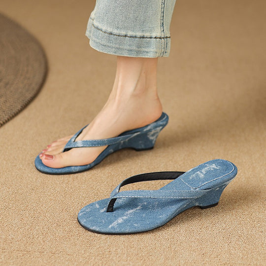 Damen Wedge-Pantoletten mit elegantem Leoprint und komfortablem Fußbett EB