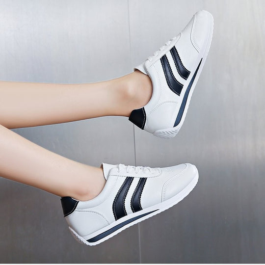 Damen Sportliche Sneakers mit atmungsaktivem Obermaterial und flexiblem Sohlenprofil EB