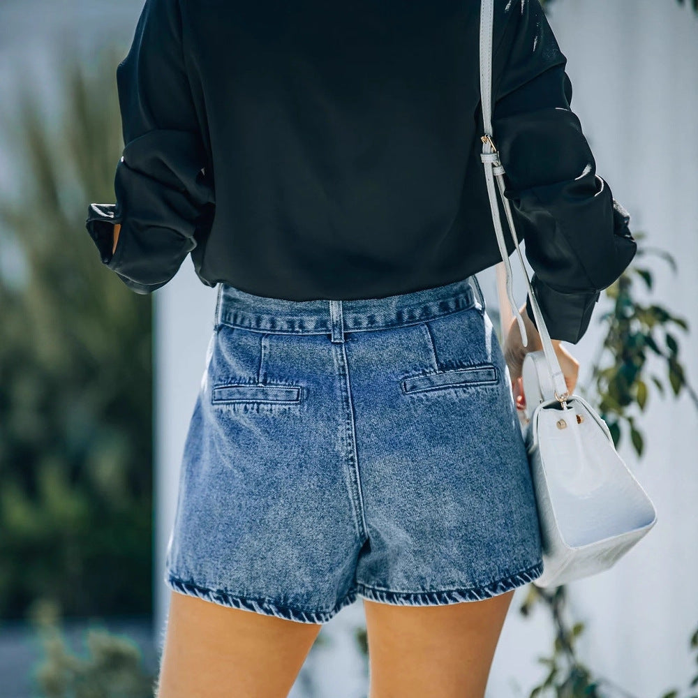 Damen Denim-Shorts mit modischer Taillierung und praktischen Taschen EB