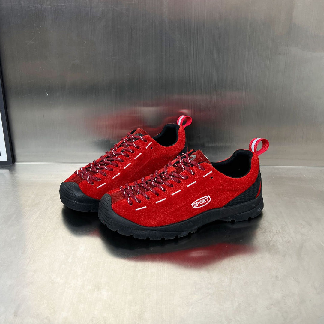 Damen Outdoor-Sneaker mit robustem Profil und atmungsaktiver Oberfläche EB