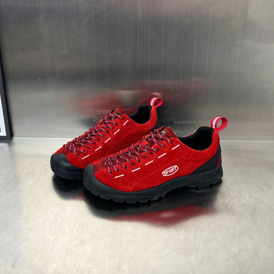 Damen Outdoor-Sneaker mit robustem Profil und atmungsaktiver Oberfläche EB