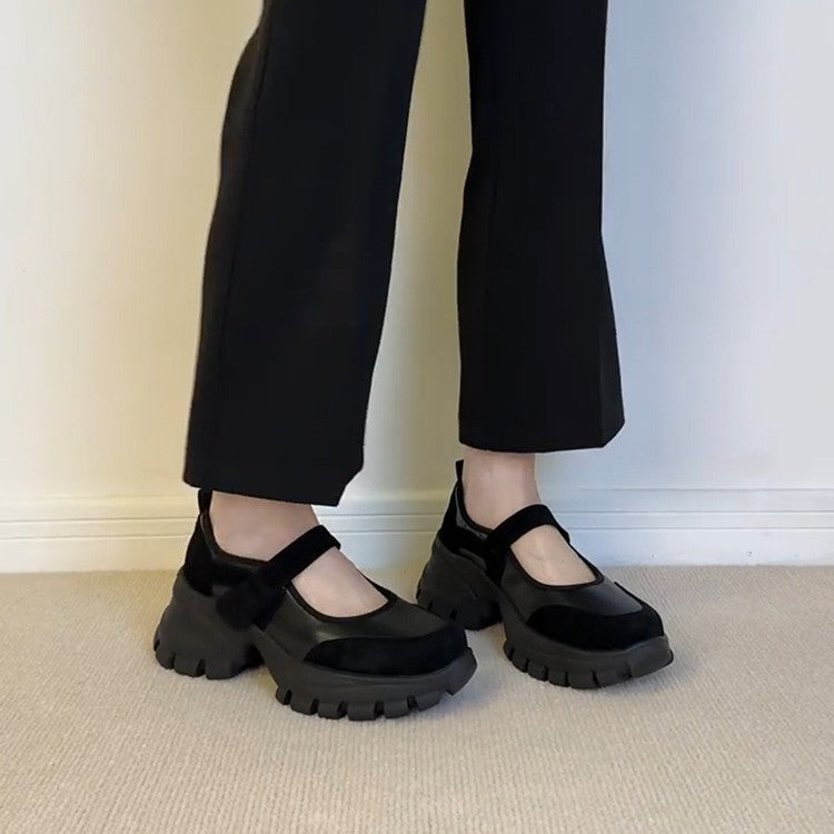 Damen Sneakers mit verstellbarem Klettverschluss und rutschfester Sohle EB