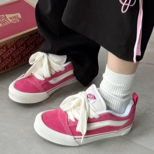 Damen Sneakers im Vintage-Stil mit farbigen Suede-Details EB