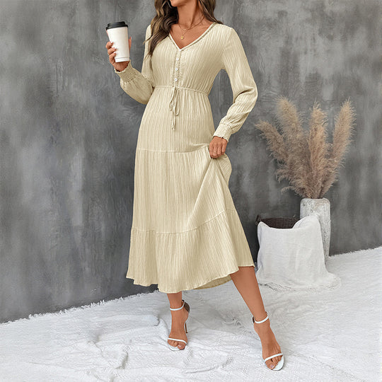 Damen Crinkle-Midikleid mit V-Ausschnitt, Knopfleiste, tailliertem Bindegürtel und Stufenrock EB