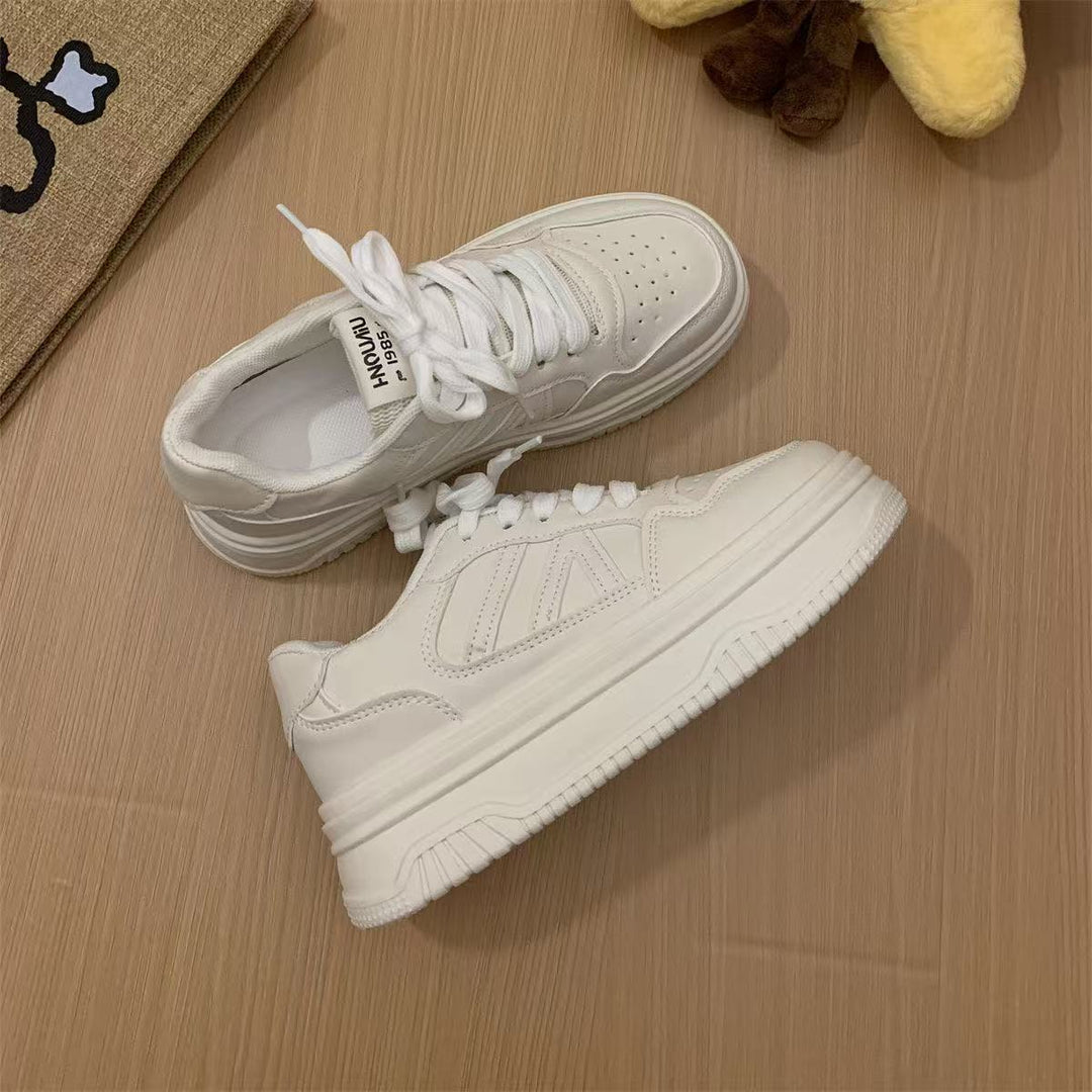 Damen Sportliche Komfort Sneaker mit atmungsaktivem Obermaterial und rutschfester Sohle EB