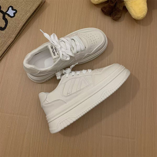 Damen Sportliche Komfort Sneaker mit atmungsaktivem Obermaterial und rutschfester Sohle EB