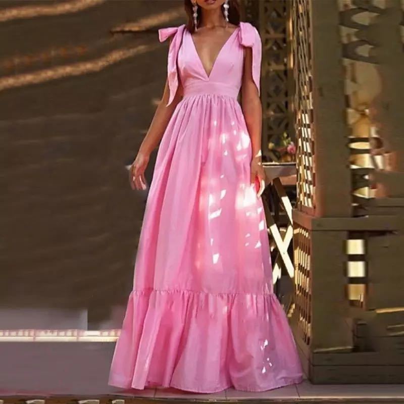 Damen Maxikleid mit festlichen Rüschendetails und tiefem V-Ausschnitt EB