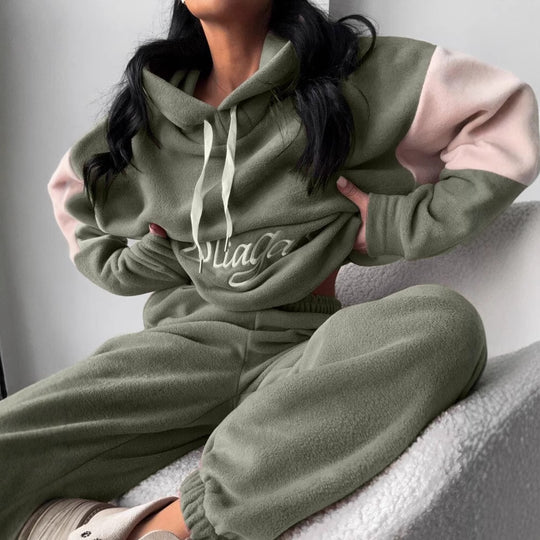 Damen kuscheliges Hoodie-Set mit kontrastärmel, elastischer High-Waist-Jogginghose und überschnittener Kapuze Eichborn Berlin