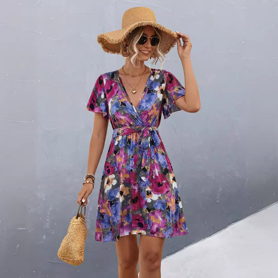 Damen Wickelkleid mit floralem Muster und schwingendem Rock EB
