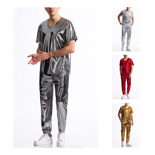 Herren Sportliches Set aus glänzendem Material mit V-Ausschnitt EB