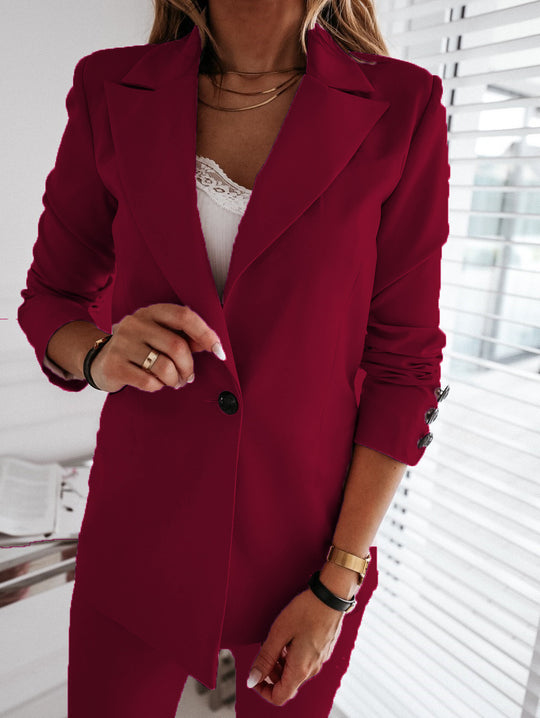 Damen trendiger Blazer-Anzug mit schmalem Schnitt und eleganter Knopfleiste EB