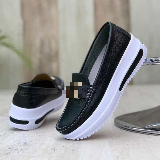 Damen Komfortable und modische Slip-On Mokassins EB