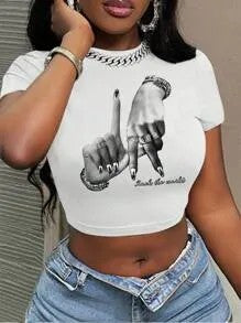 Damen Crop-Top mit künstlerischem Statement-Druck EB