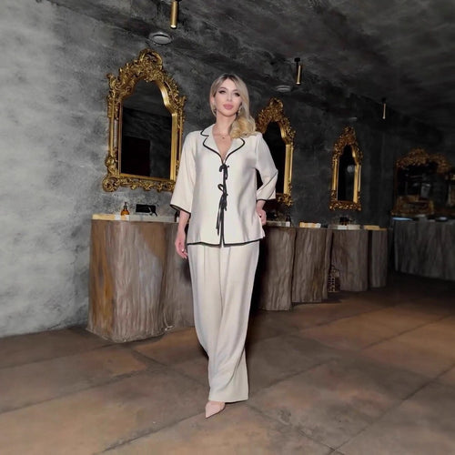 Damen Schlafanzug-Set mit elegantem Schnitt und luxuriösem Stoff EB