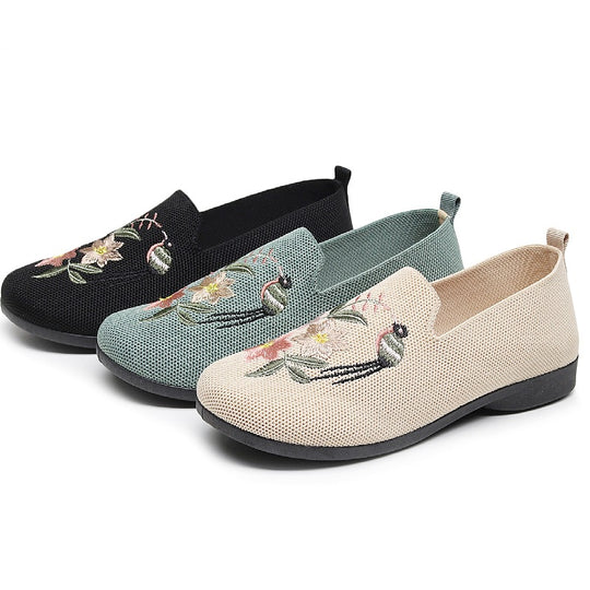 Damen bequeme Slip-On Schuhe mit floralen Stickereien EB
