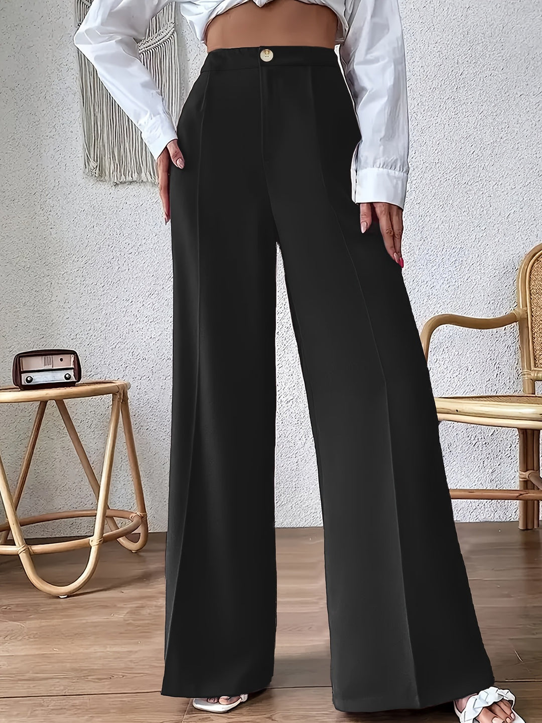 Damen Weit geschnittene Hose mit elegantem Hochbund und dekorativem Knopf EB