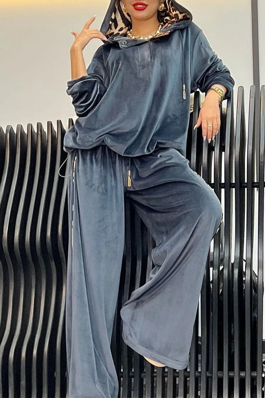 Damen Freizeit-Hosenset aus weichem Velours EB