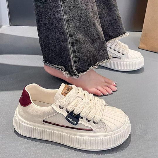 Damen Sneaker mit strukturiertem Obermaterial und moderner Sohle EB