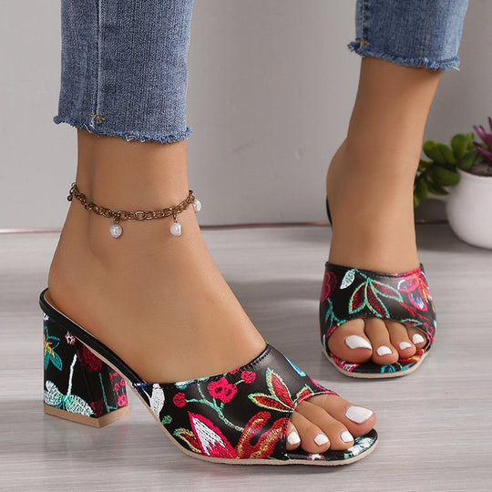 Damen Slip-On Mules mit floralem Allover-Print, mittelhohem Blockabsatz und gepolstertem Komfortfußbett EB