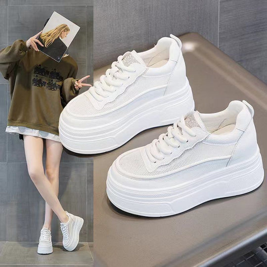 Damen Plateau-Sneaker mit modischen Mesh-Elementen und komfortabler Sohle EB