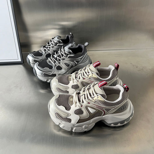 Damen sportive und bequeme Sneakers EB