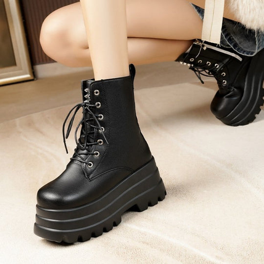 Damen Plateau-Stiefel mit robustem Sohlenprofil und hohem Absatz EB