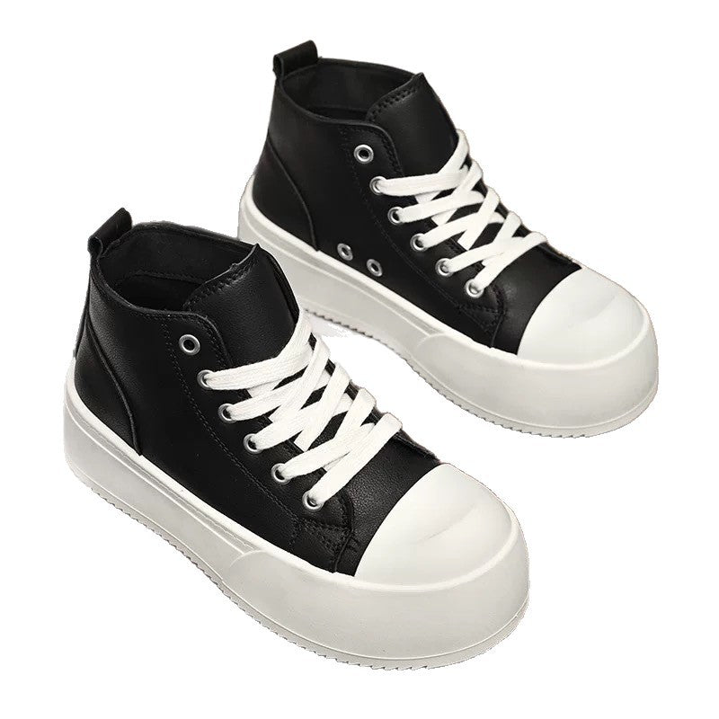 Damen Hohe Plateausneaker mit robustem Profil und sportlichem Design EB