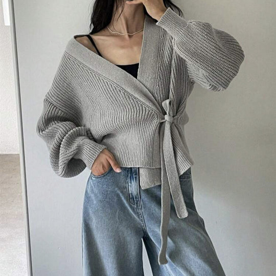 Damen Wickelstrickjacke mit weichem Material und lässigem Schnitt EB