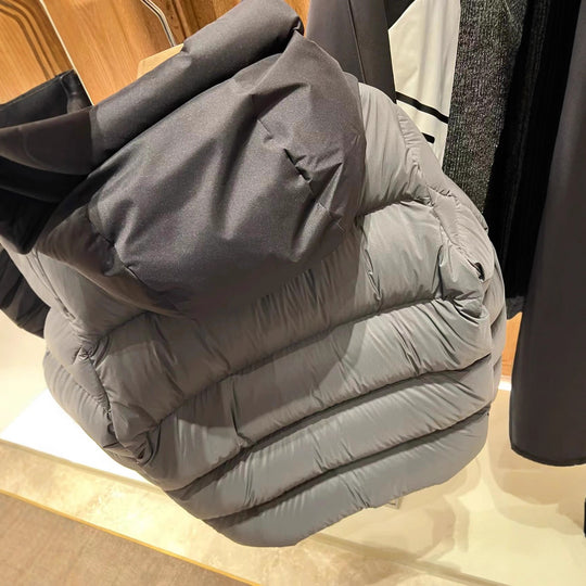Damen Daunenjacke mit hohem Kragen und praktischen Reißverschlusstaschen EB