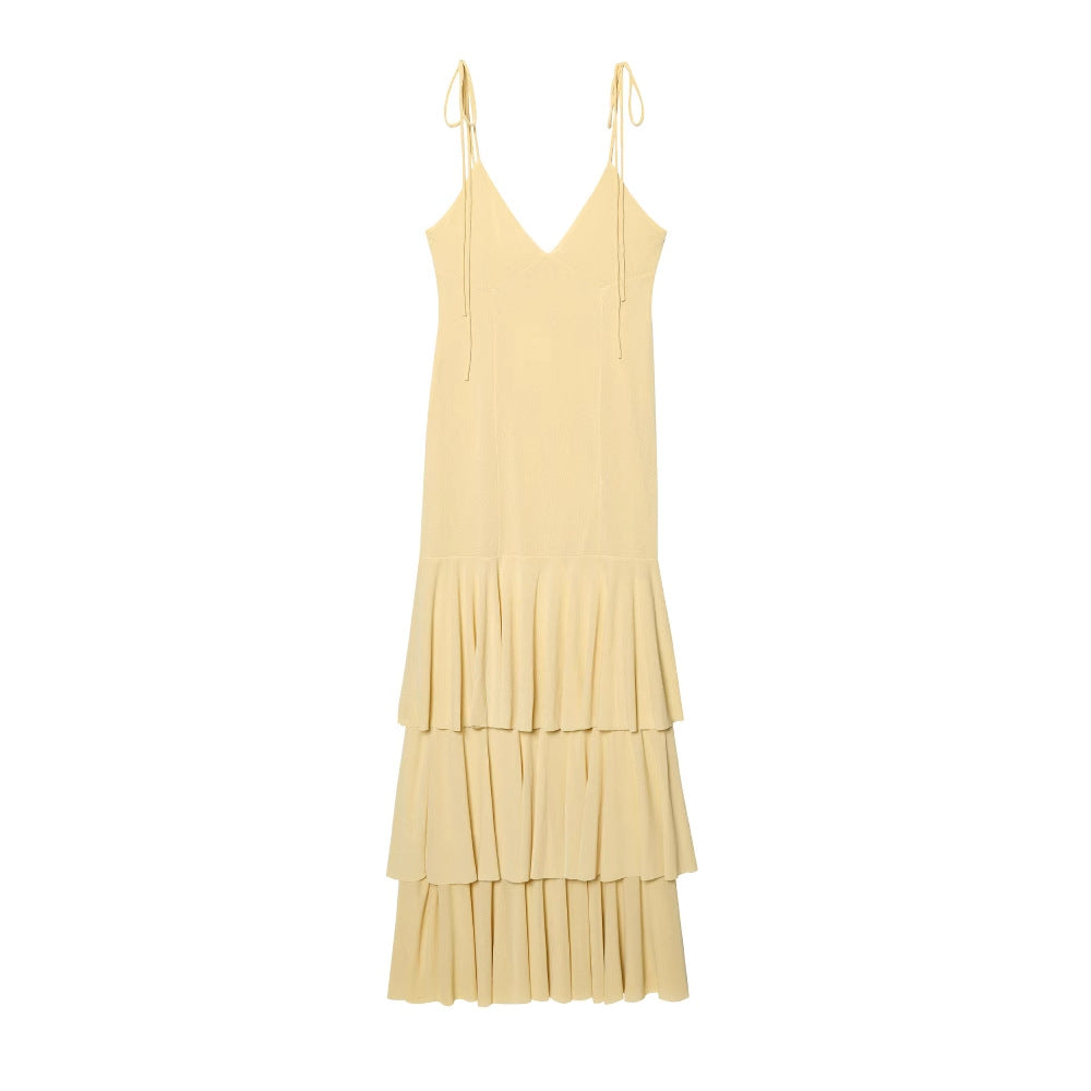 Damen Maxikleid mit voluminösen Rüschendetails und verstellbaren Spaghetti-Trägern EB