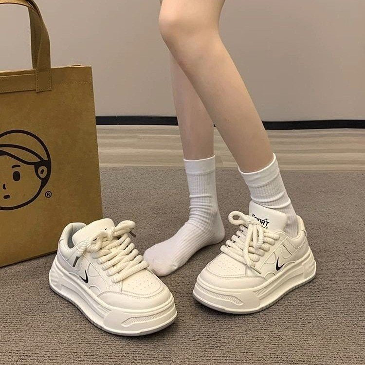 Damen modische Plattform-Sneaker mit innovativer Sohlenkonstruktion EB