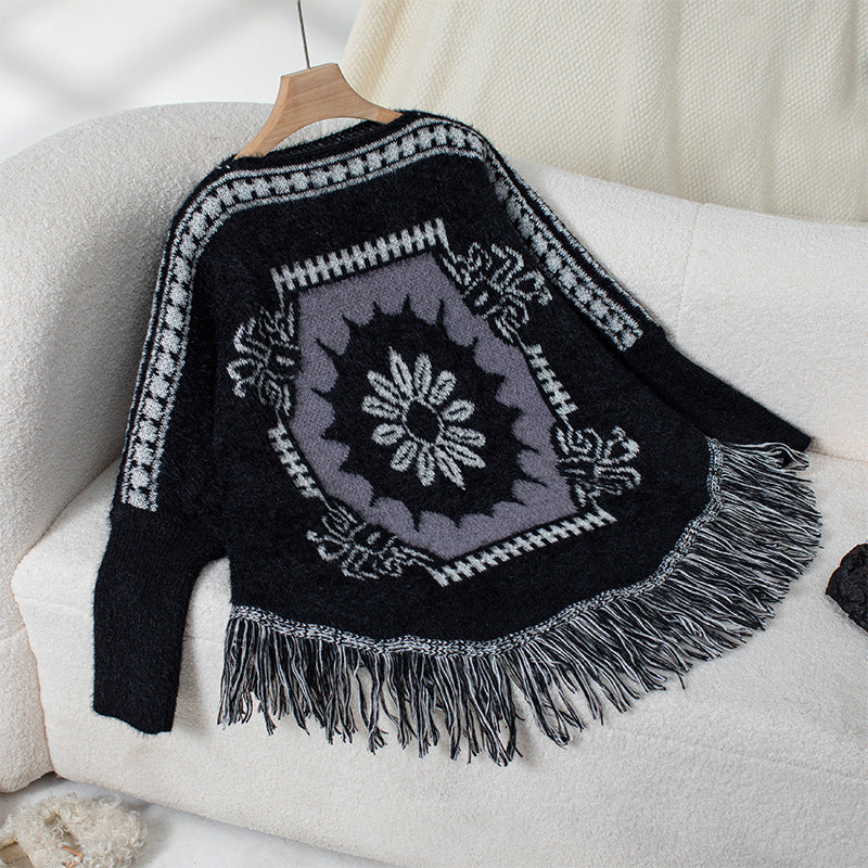 Damen eleganter Strickponcho mit kunstvollem Muster und fransigem Abschluss EB