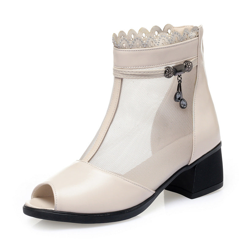 Damen Offene Stiefeletten mit elegantem Lochmuster und dekorativen Schmuckdetails EB