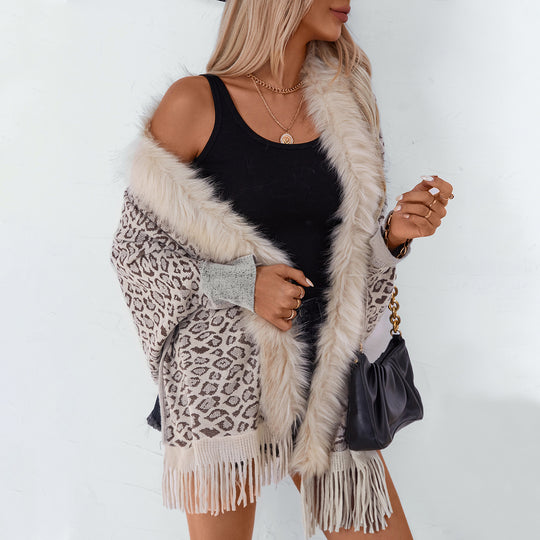 Damen eleganter Strickponcho mit luxuriösem Kunstfellkragen und fransigem Saum EB