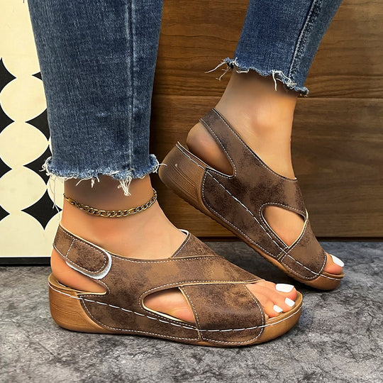 Damen bequeme und stylische Sandalen mit geflochtenem Riemen EB