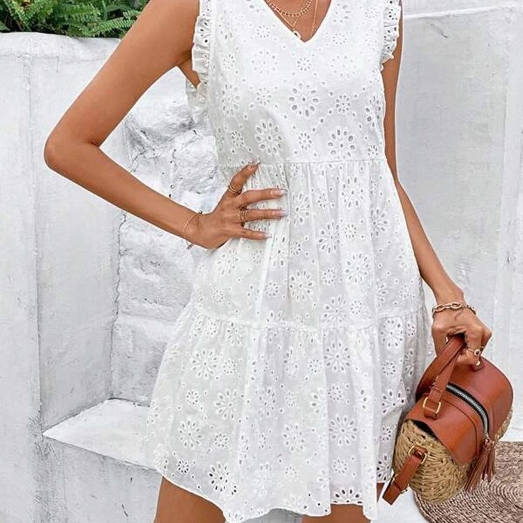 Damen luftiges Sommerkleid mit floralen Stickereien und Rüschendetails EB