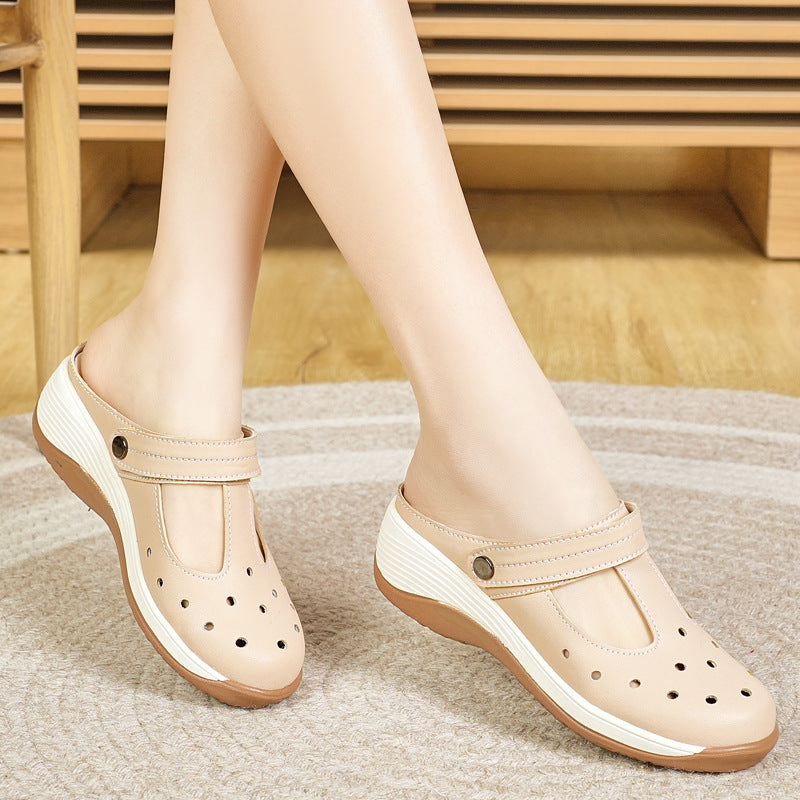 Damen Komfortable Clogs mit atmungsaktiven Ausschnitten und verstellbarem Riemen EB