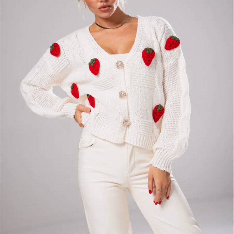 Damen Kurzgeschnittene Strickjacke mit V‑Ausschnitt und gehäkelten Erdbeerapplikationen EB