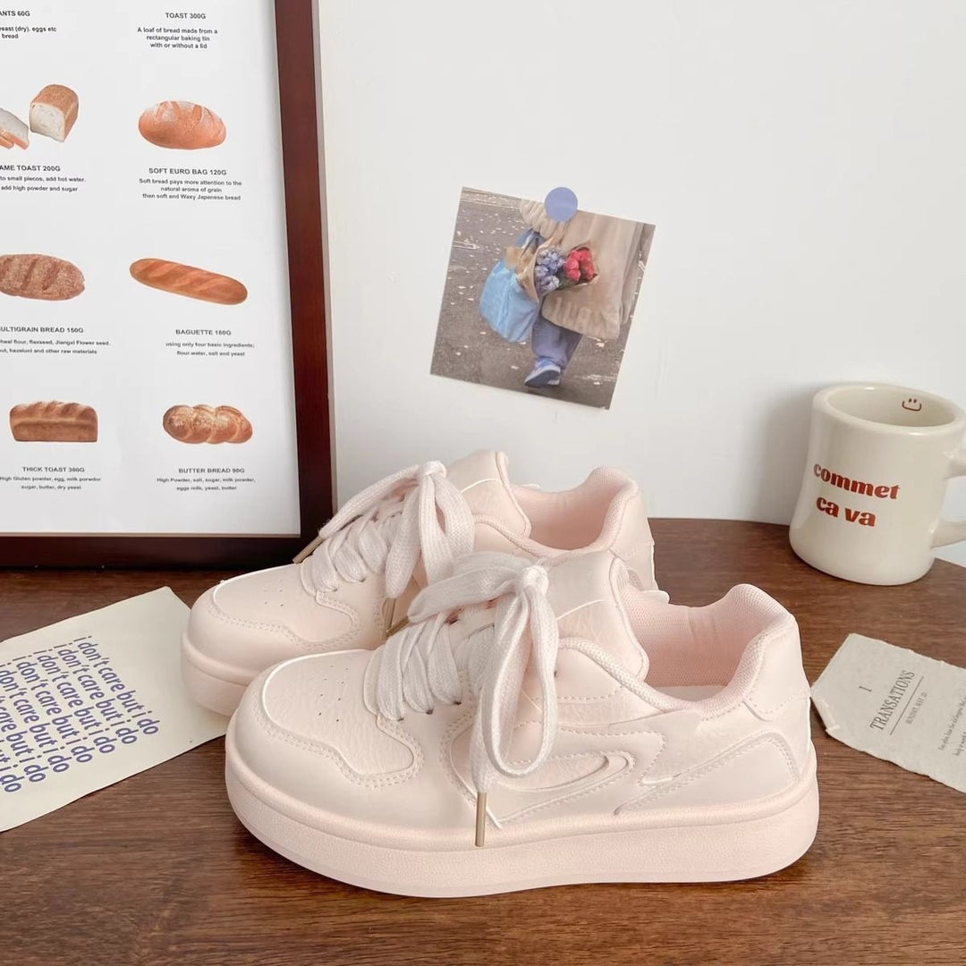 Damen Sneakers mit dämpfender Sohle und luftiger Oberflächenstruktur EB